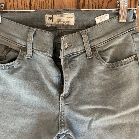 Free People Denim Super Flare Apple Blue Sz. 26 - Perfect condition, clean hems - Picture 8 of 16